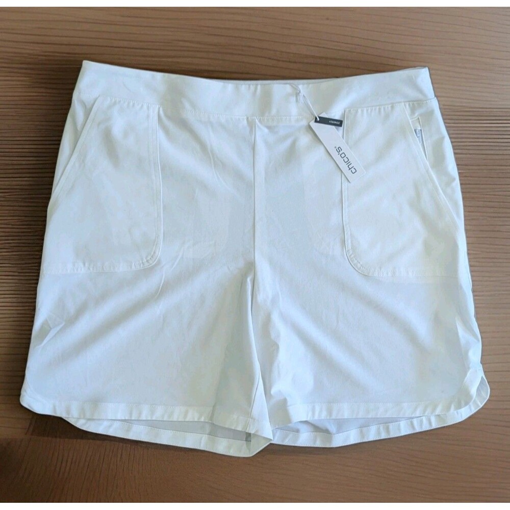 NWT Chico's Zenergy UPF Neema White Beach Shorts Size 2.5 US 14 Zipper Pockets